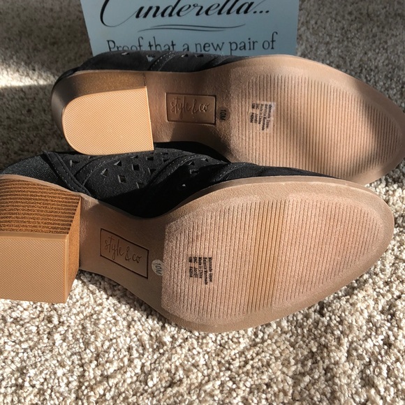 Brand new heeled mules - Picture 4 of 4